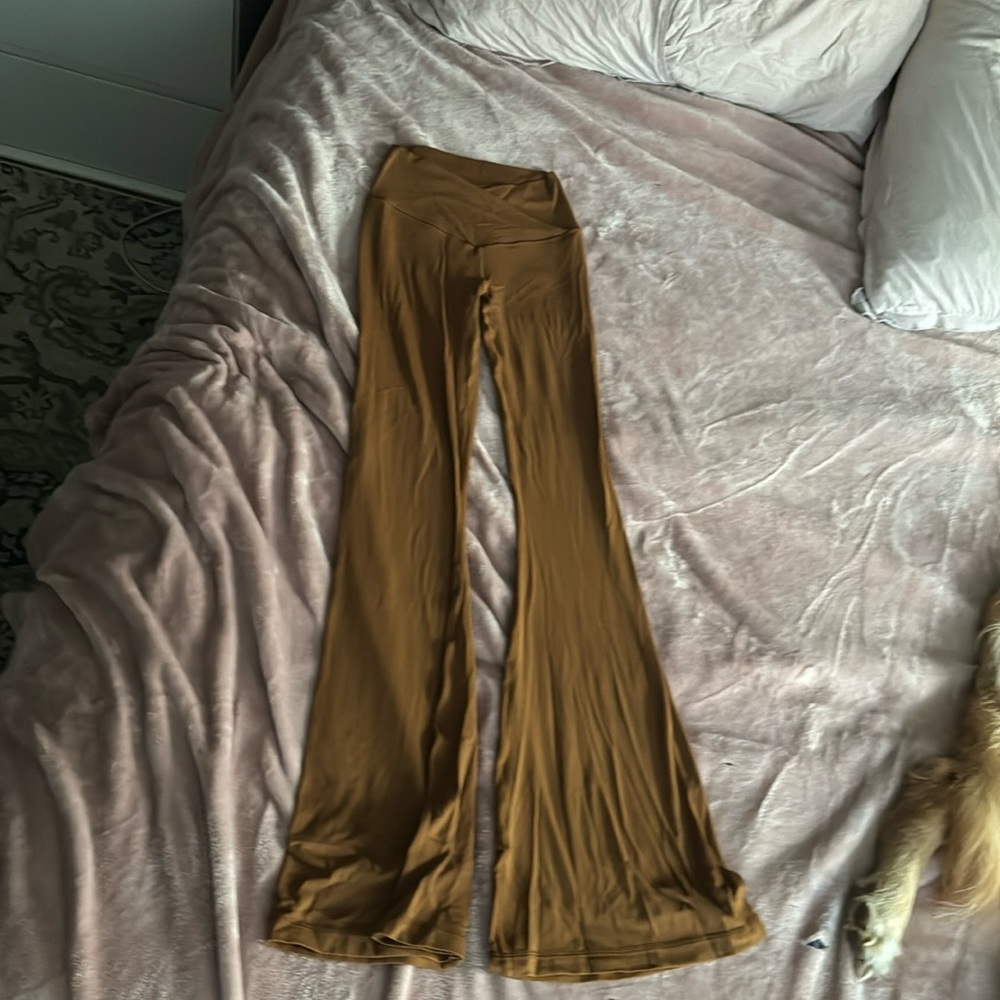 Offline by Aerie crossover leggings